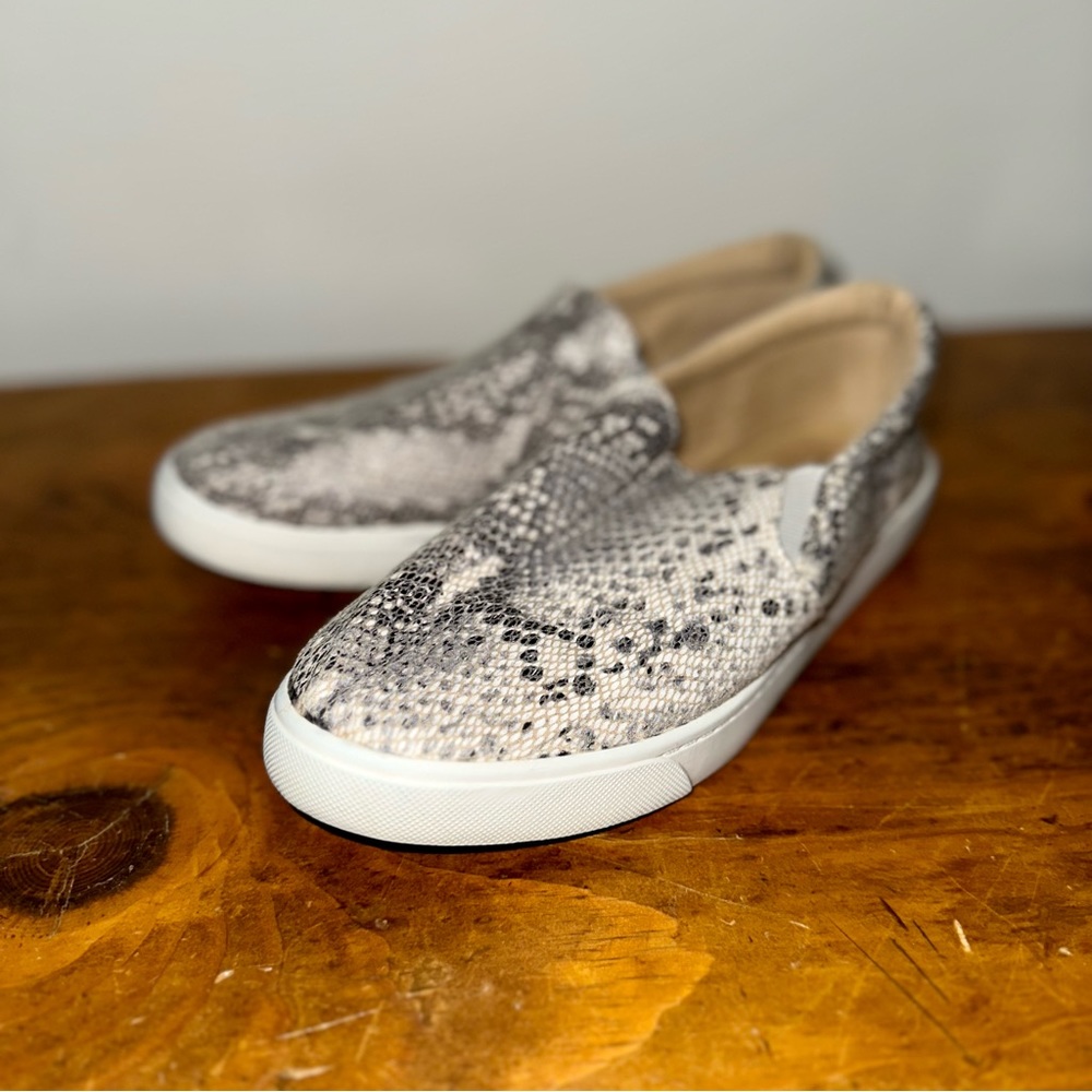 Women’s slip on sneakers